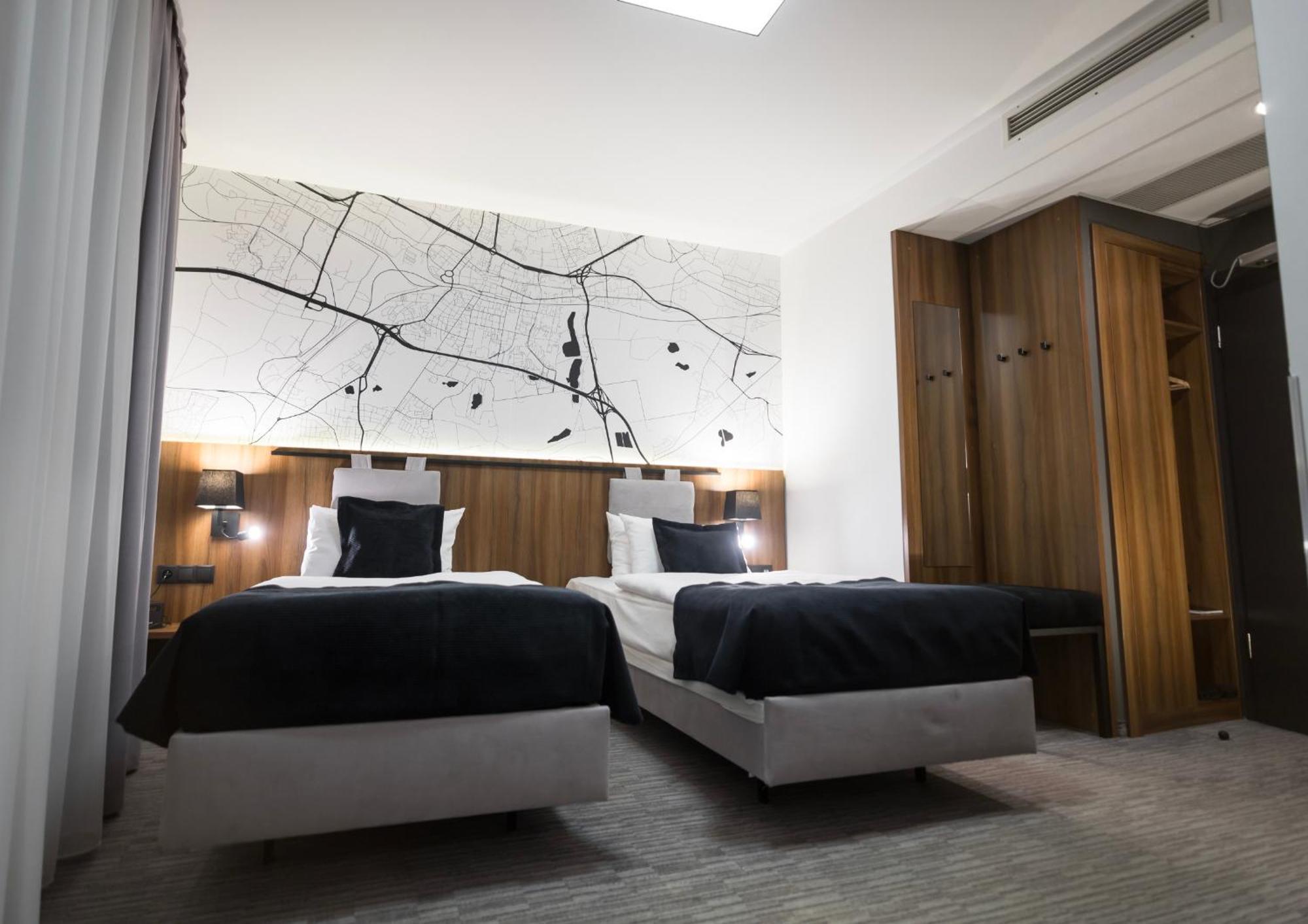 Best Western Hotel Mariacki Катовіце Номер фото